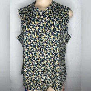 Land’n Sea Women’s Navy Multi Colored Floral Sleeveless Top. Navy Blue Yellow